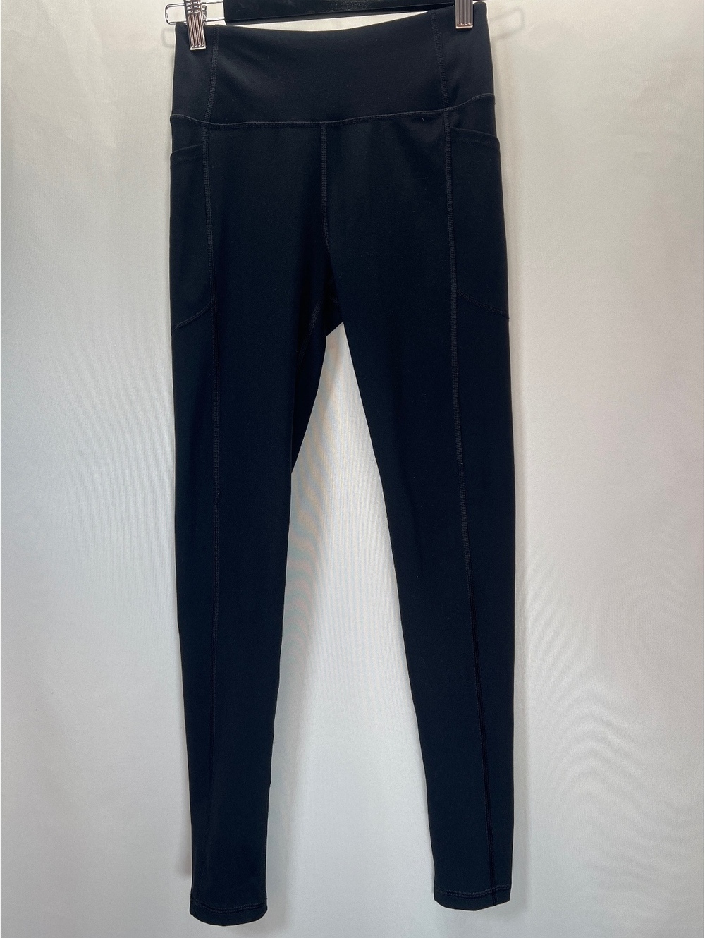 Victoria's Secret Black Leggings Women's Size 6